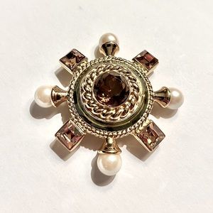 Vintage Nautical Ship's Wheel High End Designer Topaz Faux Pearl Brooch